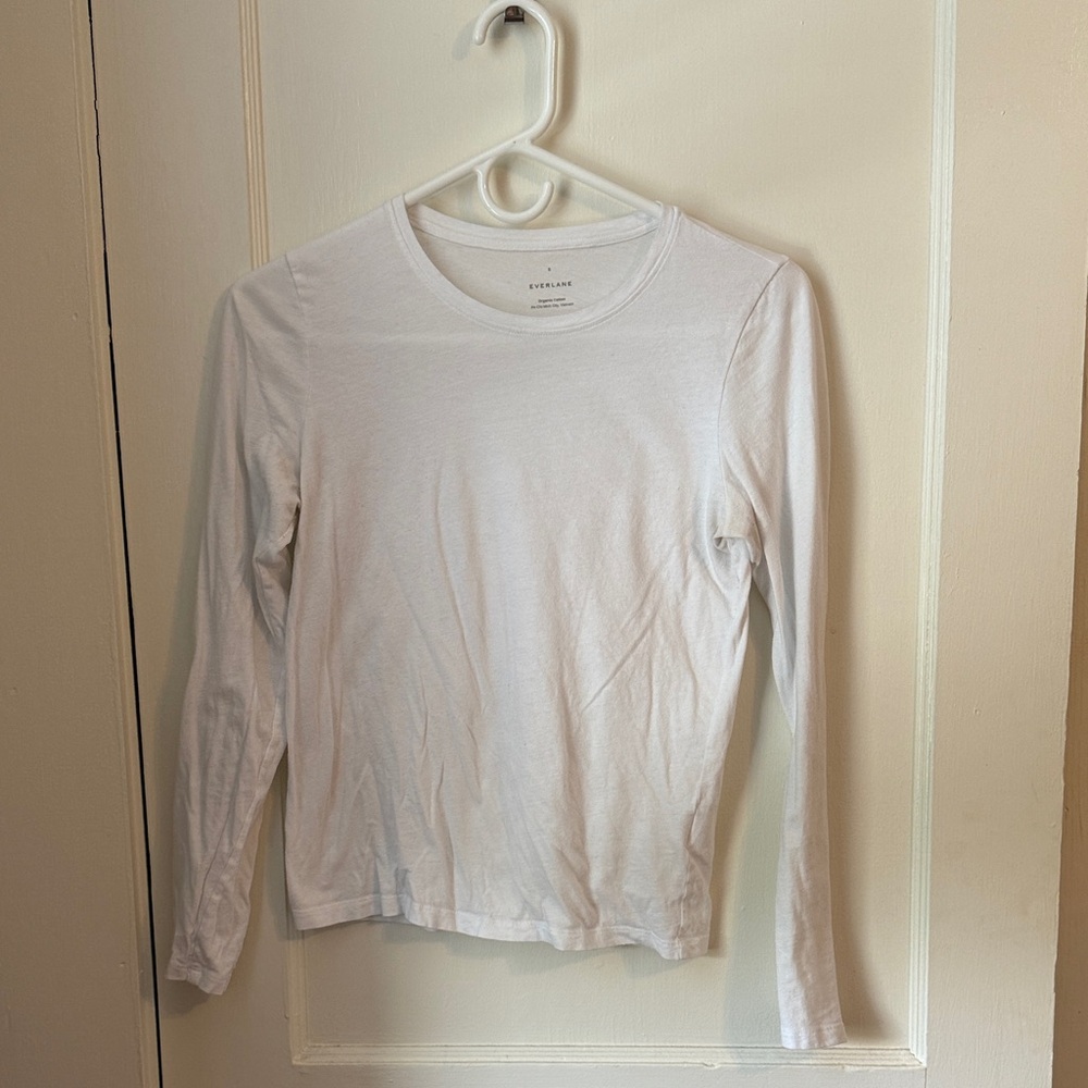 Everlane Classic White Long Sleeve Tee